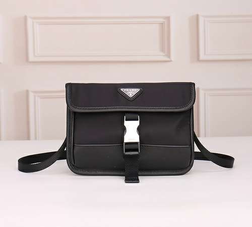 Picture of Prada Mens Bags _SKUfw134465075fw